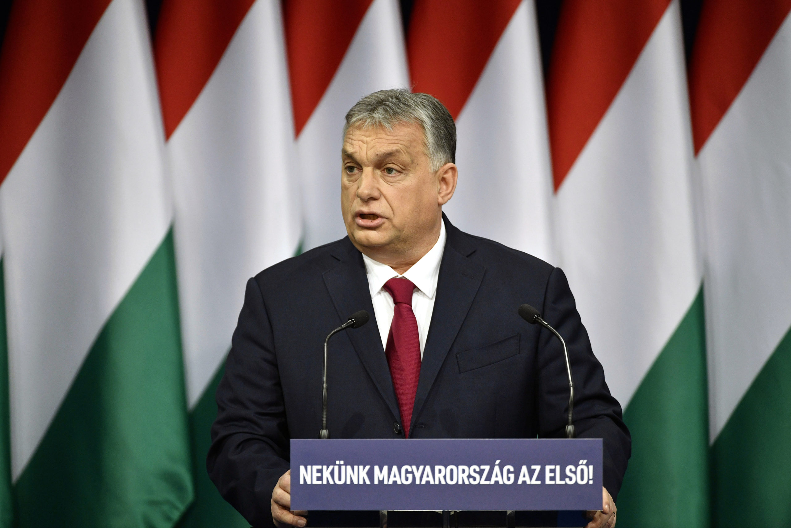 Orbán: előre megyünk, nem hátra!