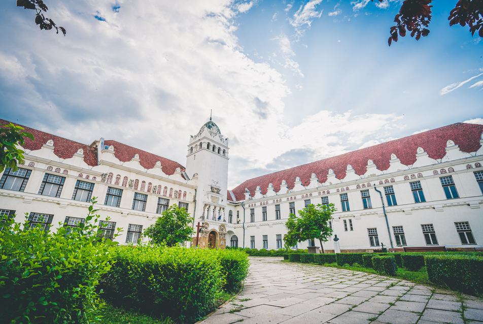 Tokaj Hegyalja Egyetem